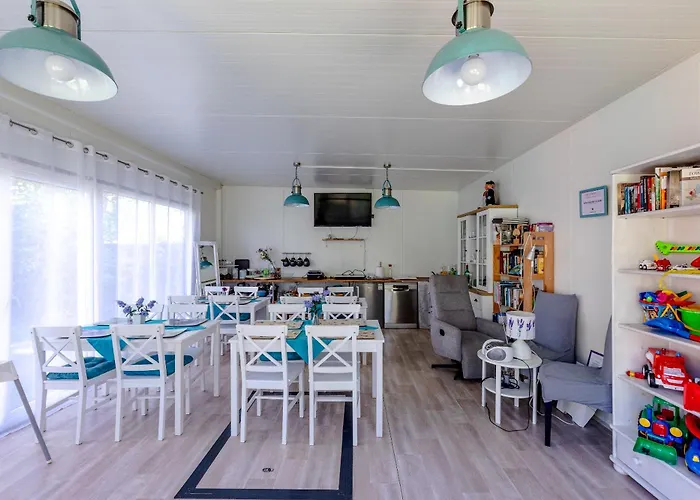 招待所 W Lesie 3*