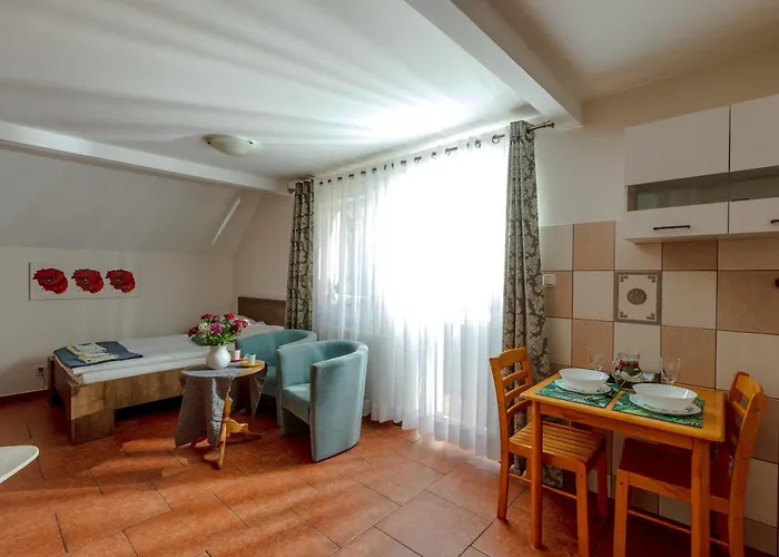 W Lesie 波别罗沃